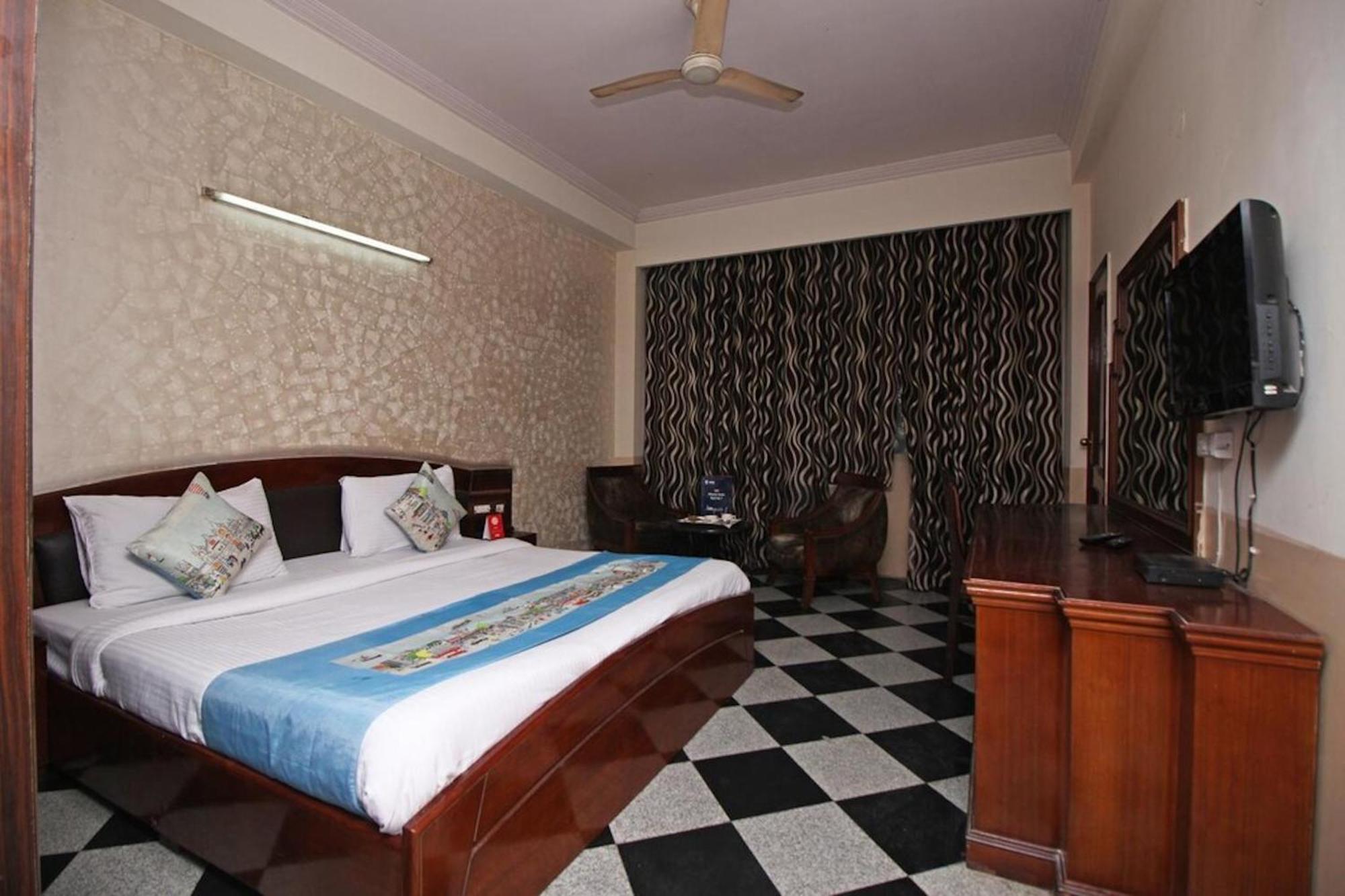 Hotel Orchid Garden Karol Bagh New Delhi